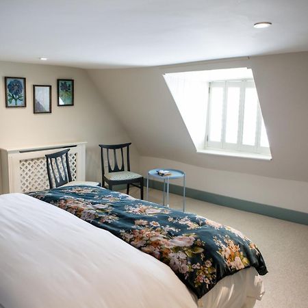 Moore House Hastings Room photo