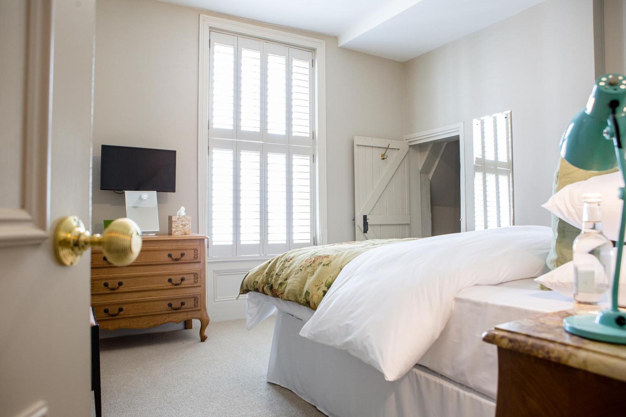 Moore House Hastings Room photo